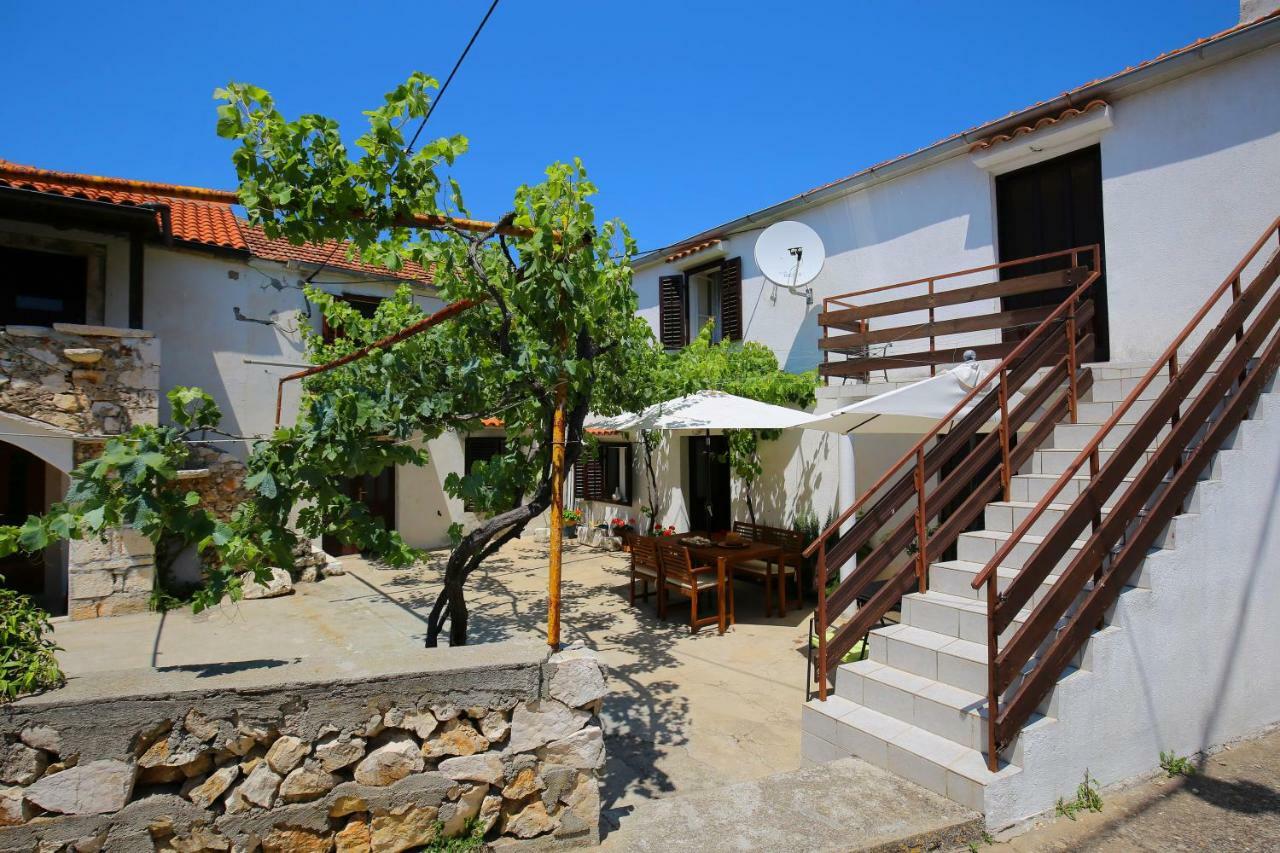 Apartment Island Molat